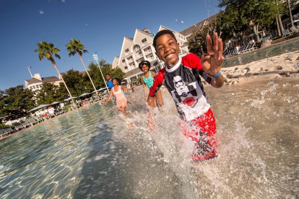 Disney'S Yacht Club Resort Lake Buena Vista Exterior foto